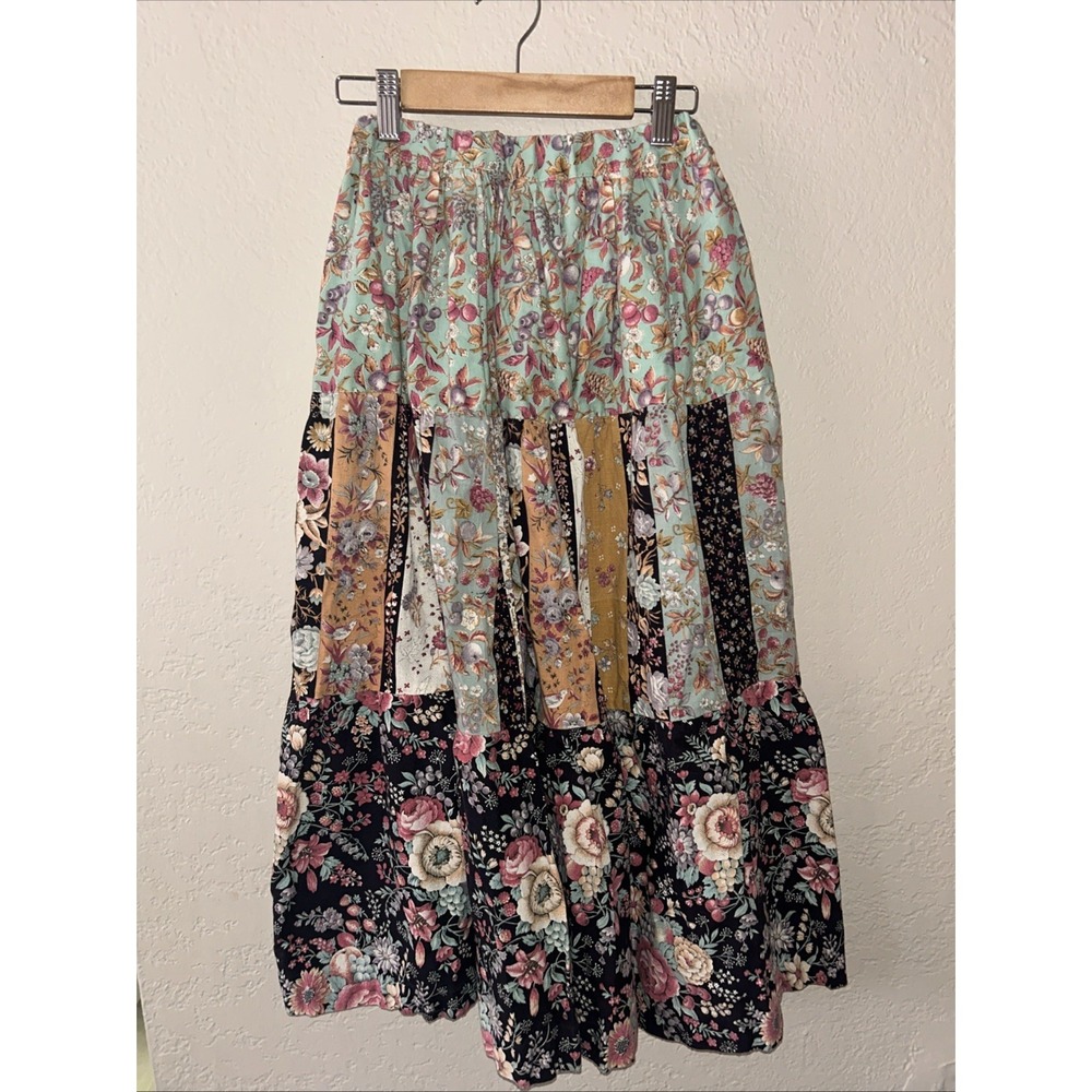 Vintage Patchwork Style Floral Boho Multi Color Women's Skirt Elastic Waistband